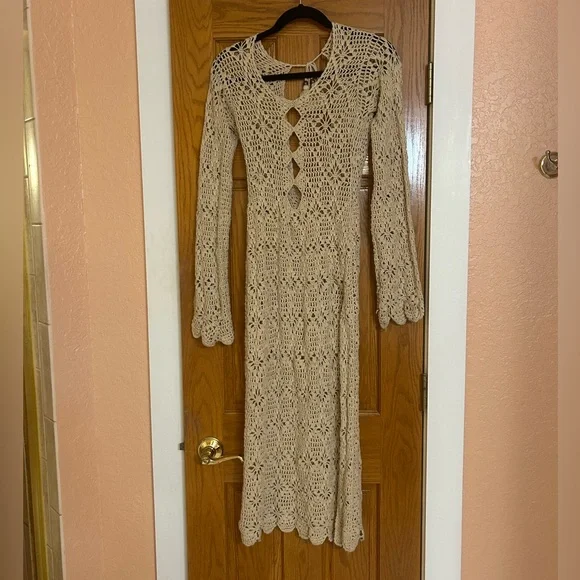 Tularosa Cream Crochet Swim Coverup - Picture 3 of 7